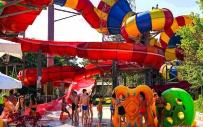 Złote Piaski Region